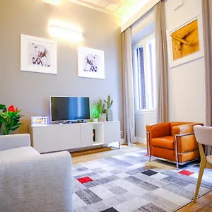 Apartment Dolcevita Boutique, Florence