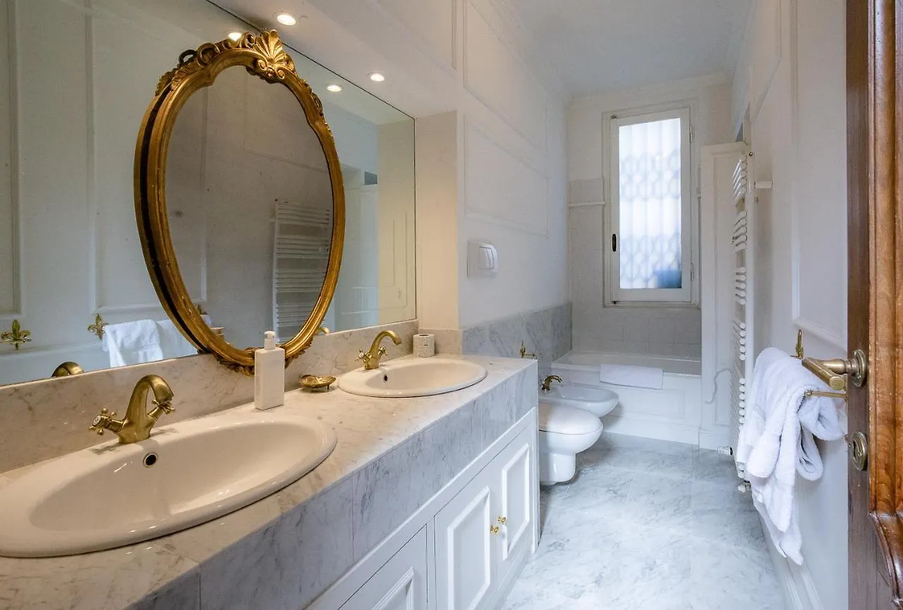 Acacia Firenze - Azalea Apartment 0*, Florence Italy